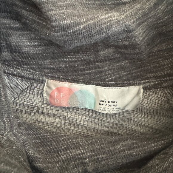 🧵 Free People Cocoon Cowl Neck Pullover | One Body (O/S) - Picture 5 of 6